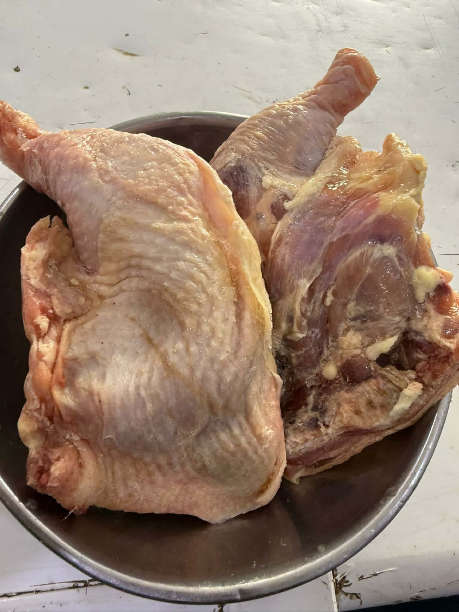 Buy premium Big Hard Chicken Lap (Orobo). Fresh, meaty frozen chicken cuts perfect for grilling, frying, stews, and everyday family meals.
